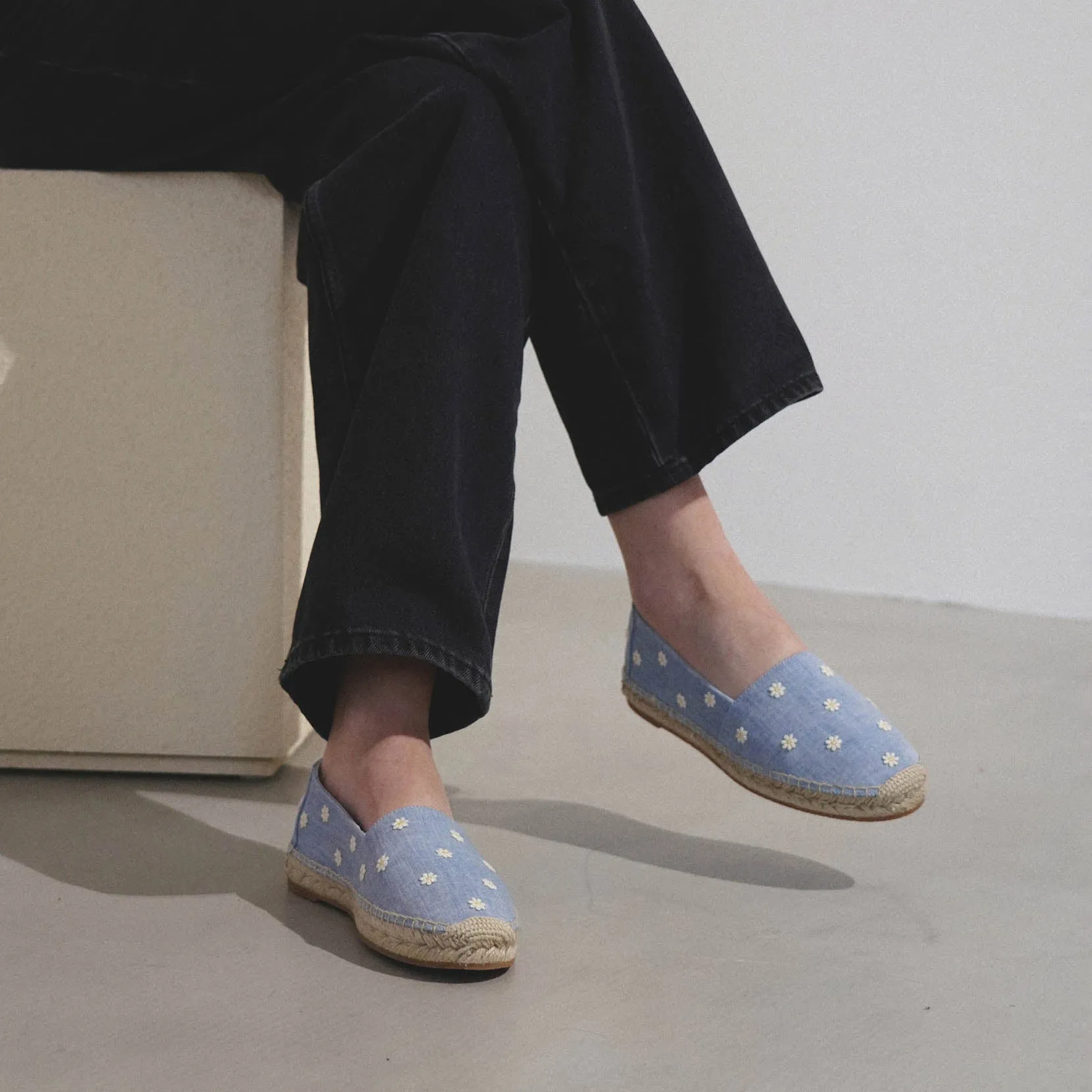 Susille daisy chambray espadrilles