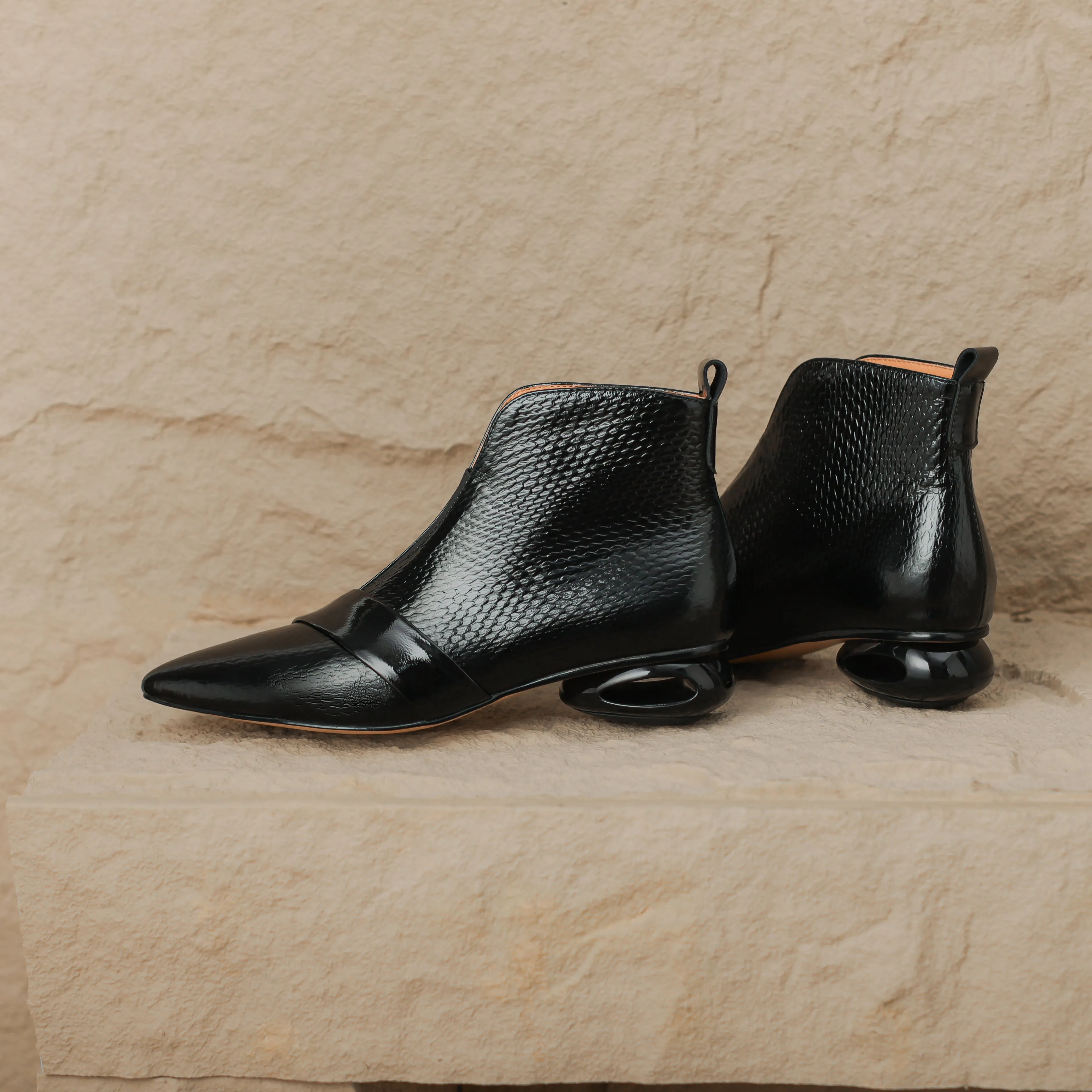 TinaCus Women's Pointed Toe Genuine Leather Handmade Chunky Heel Stylish Ankle Boots